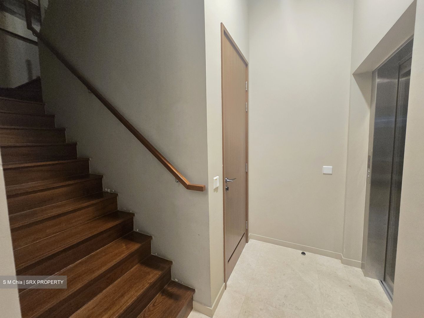 Kismis Residence (D21), Terrace #584756851